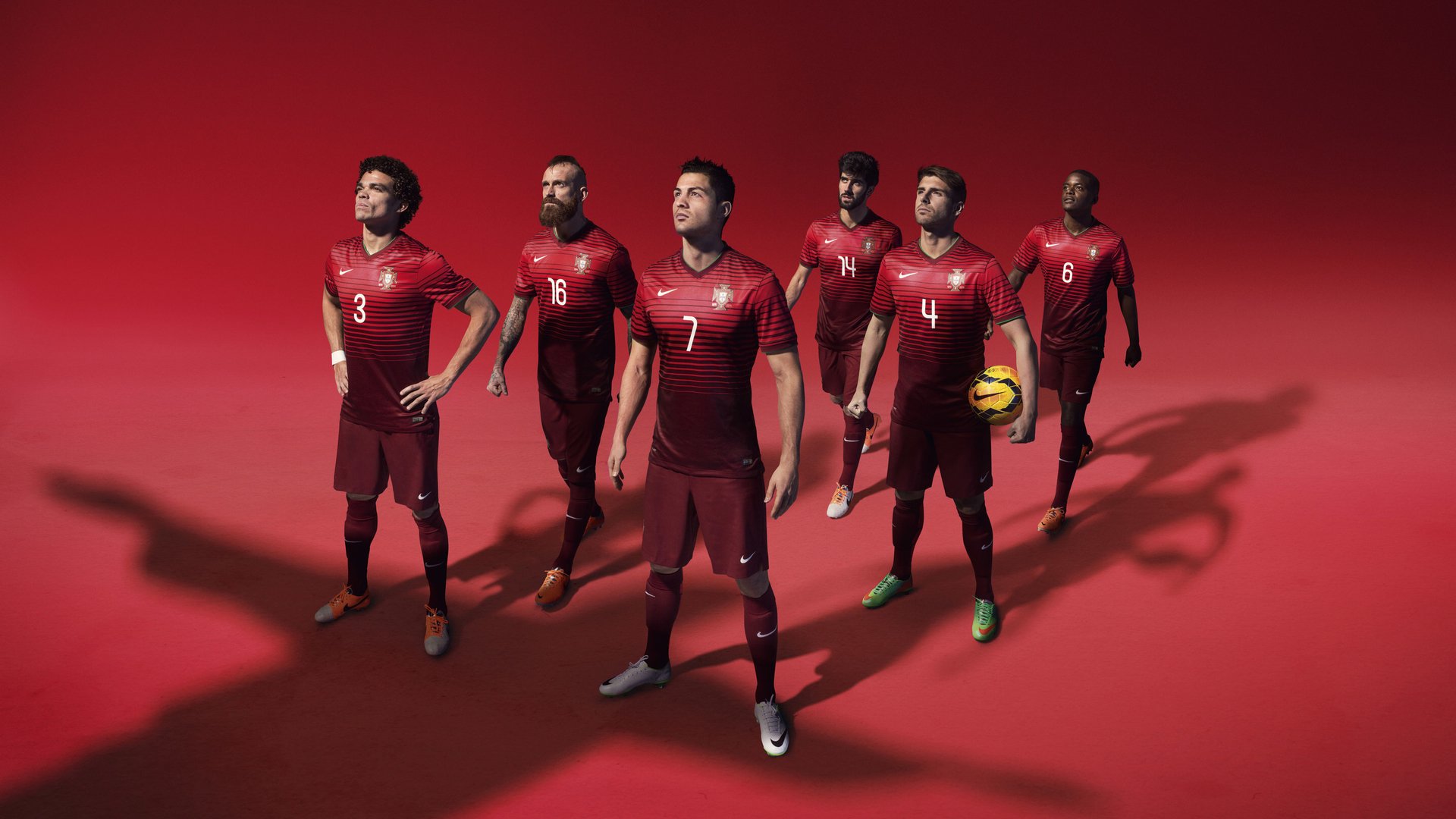 中国足球是否应该引入联赛升降级改革，要是中国足球队真正能跻身