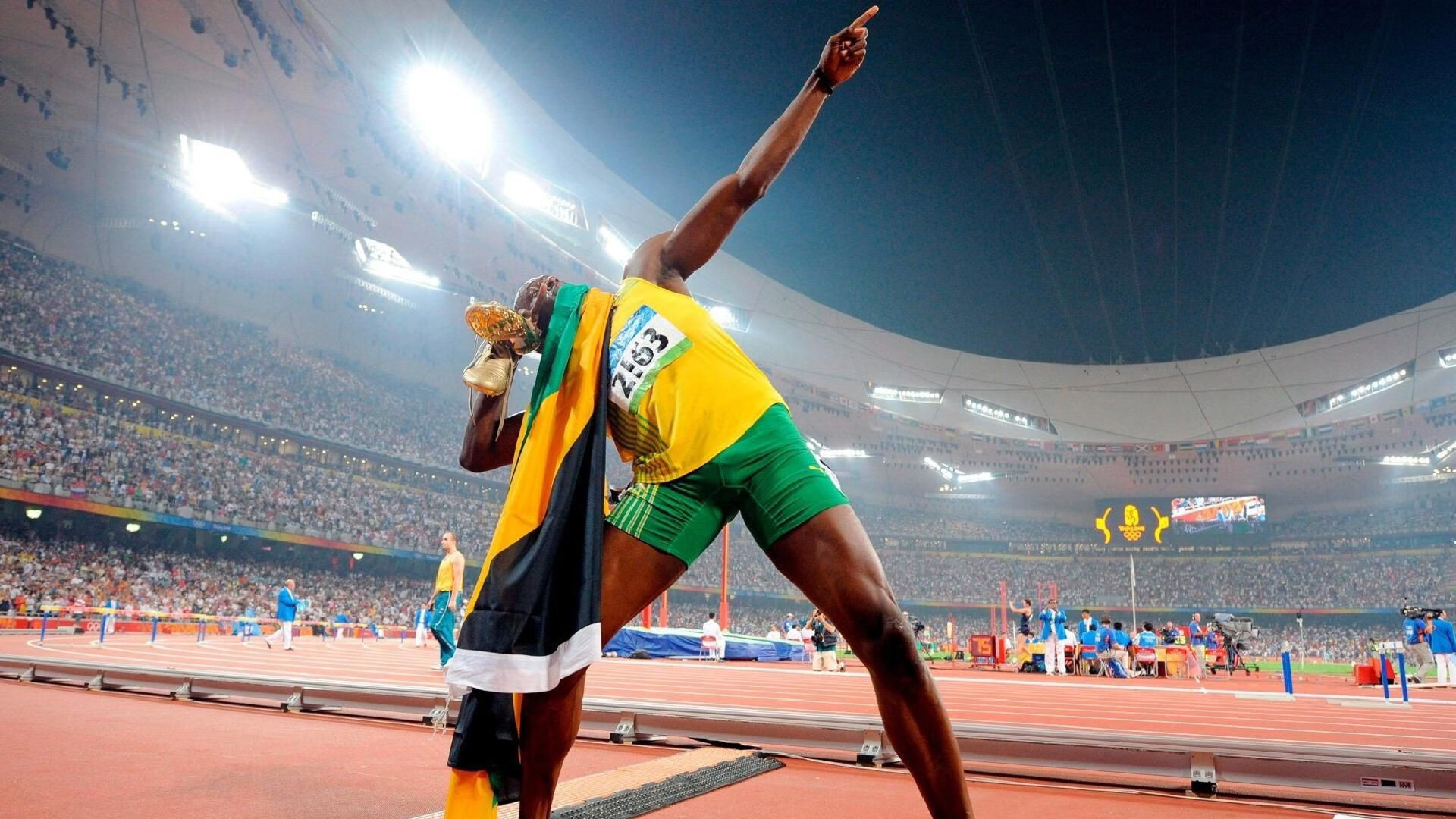 以色列发动空袭：首都烈焰燃起，以色列空袭提前通知